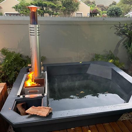 Villa Seven On Flora- Hot Tub, Modern With Amazing Outside Area à Hermanus Extérieur photo