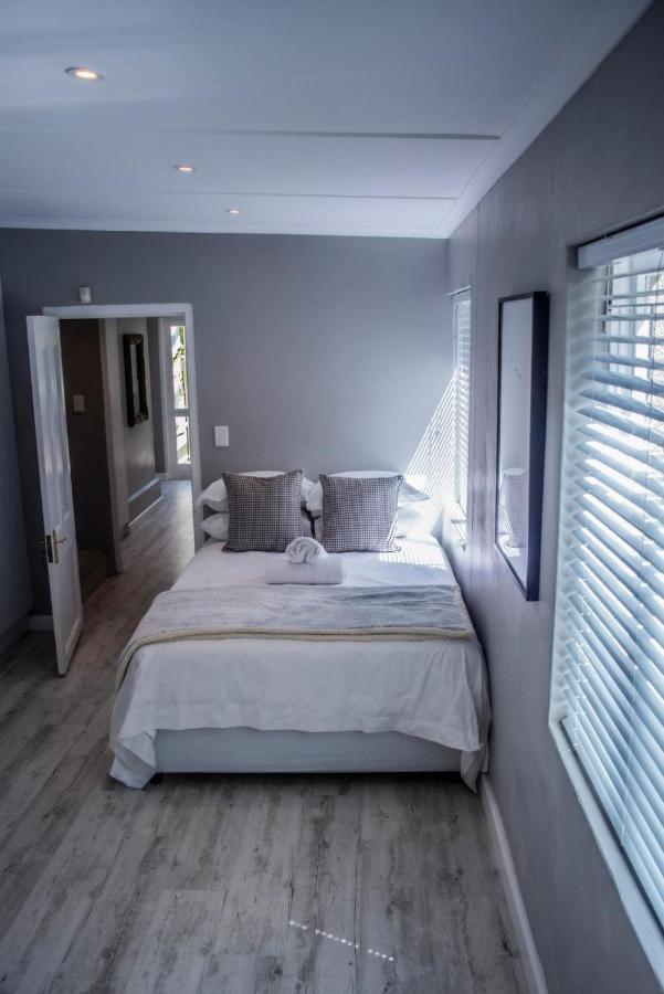 Villa Seven On Flora- Hot Tub, Modern With Amazing Outside Area à Hermanus Extérieur photo